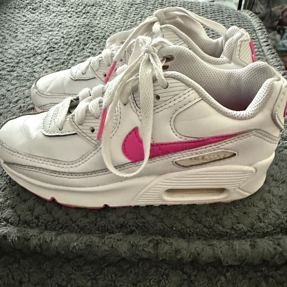 Girls Nike Air Max